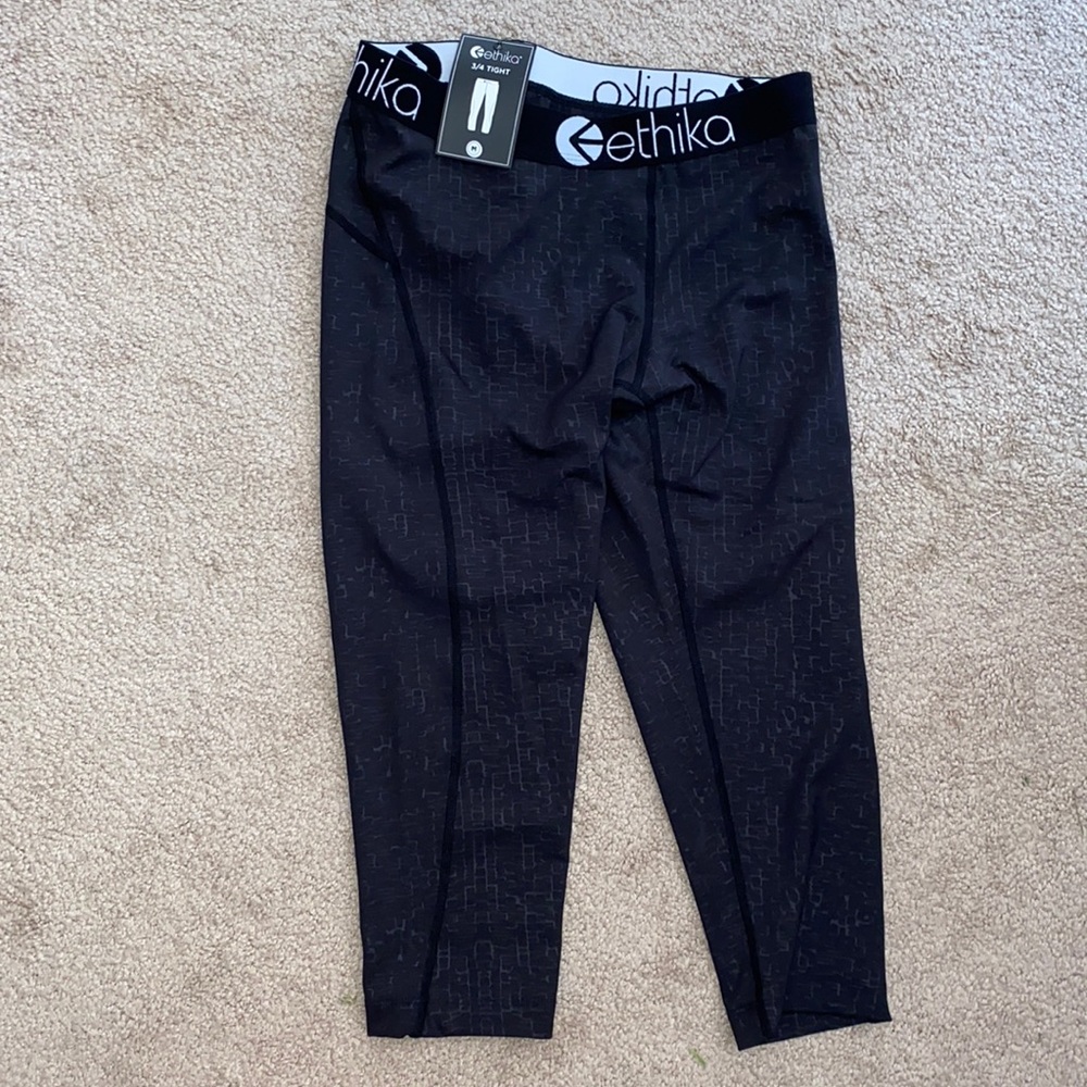 NWT Ethika 3/4 tight leggings
